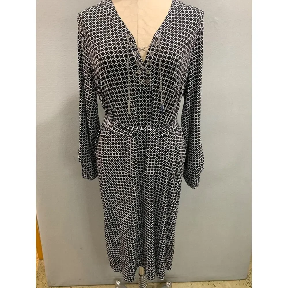 Size 1X Michael Kors Black White Belted Dress Chain Lace Up Neckline